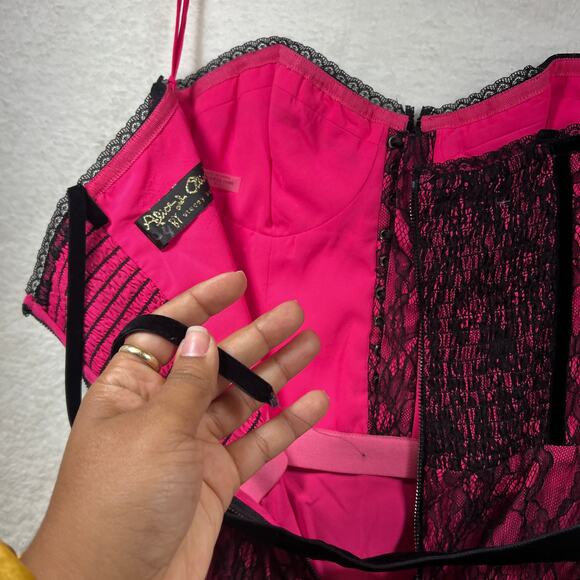 Alice + Olivia Pink Black Lace Bustier Corset Ruffle Belted Mini Dress Sz 6 NWT - Picture 10 of 16